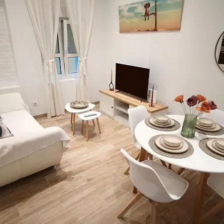 Convento 10 Chic Apartment Santander
